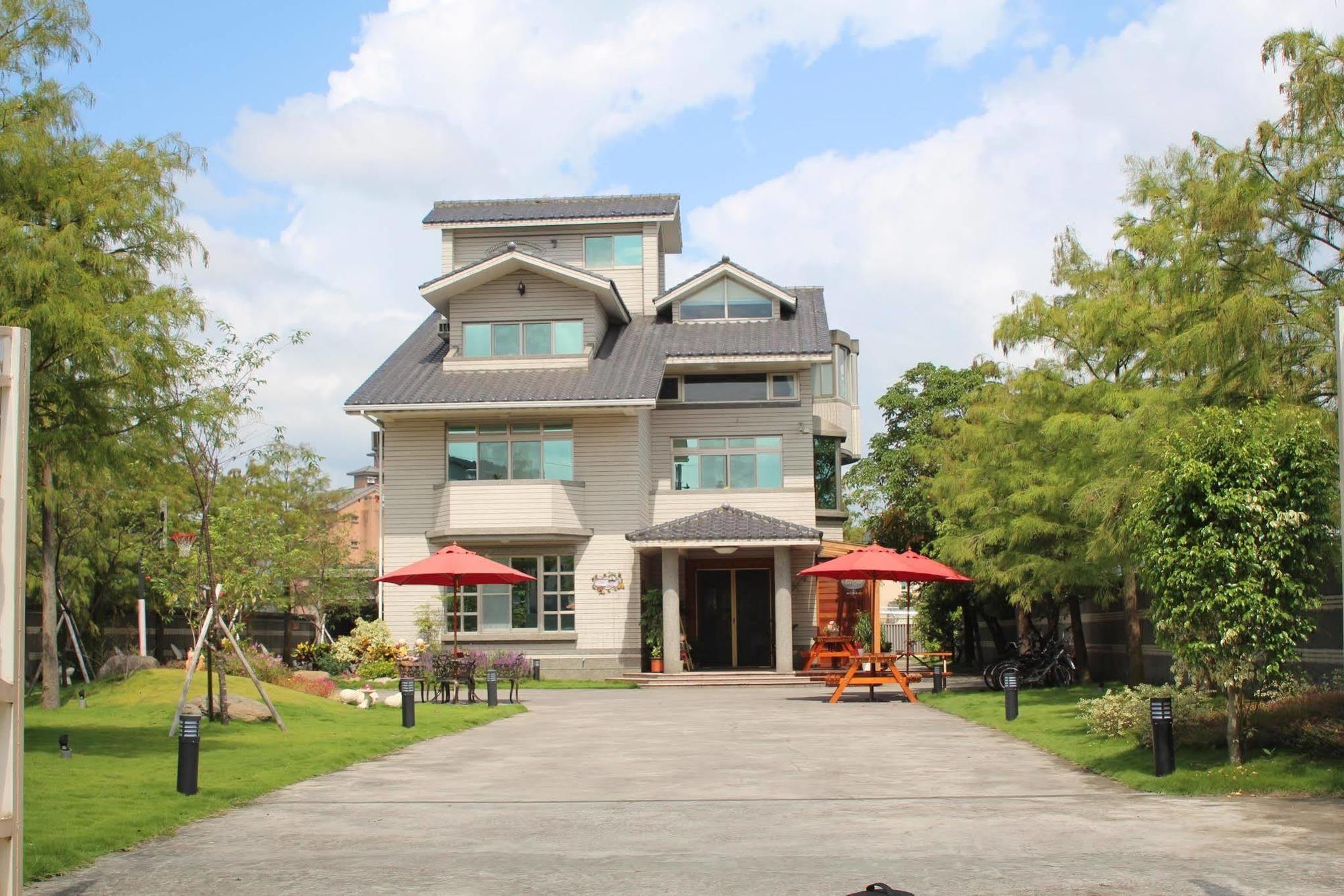 Yilan Pine Villa Homestay Luodong Buitenkant foto