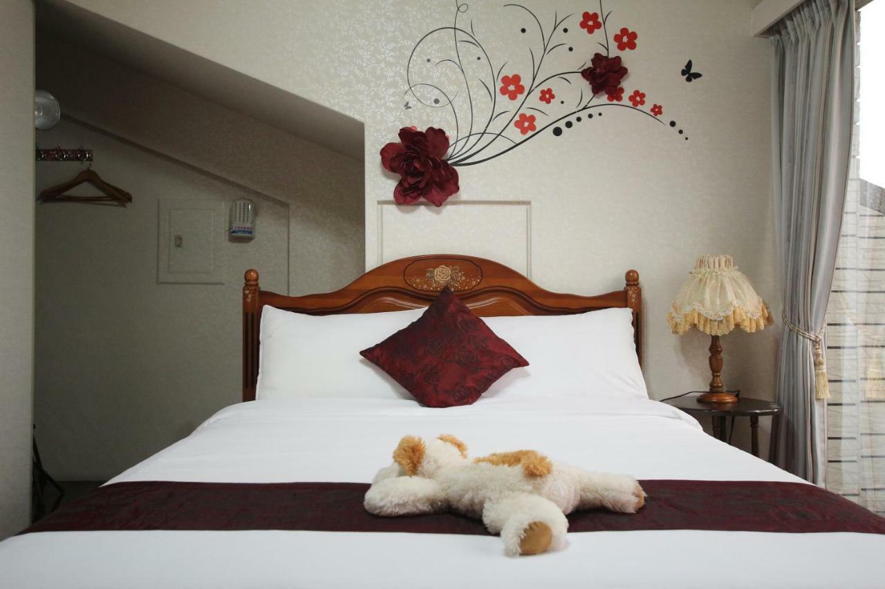 Yilan Pine Villa Homestay Luodong Buitenkant foto