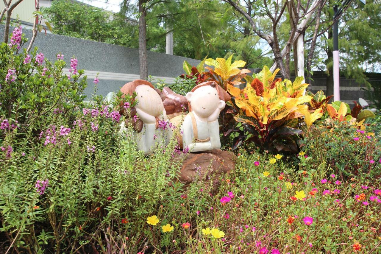 Yilan Pine Villa Homestay Luodong Buitenkant foto